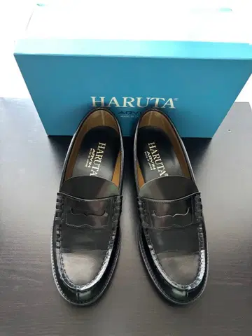 HARUTA ARVIN 블랙 로퍼