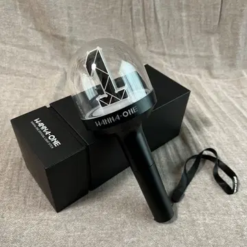 WANNA ONE 응원봉 스트랩 포함
