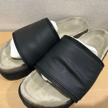 핸더 스킴 캐터필라 사이즈:4 카마보코 가죽 샌들