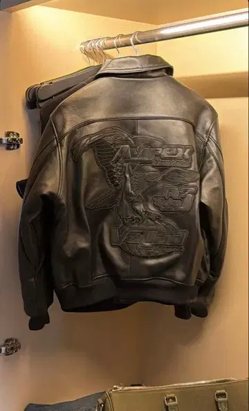 AVIREX VALLAD VARSITY LEATHE JACKET