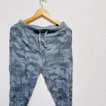 카모 패턴 조거 팬츠 그레이 맨투맨 [ M ]
