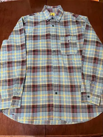 체크 무늬 긴팔 셔츠