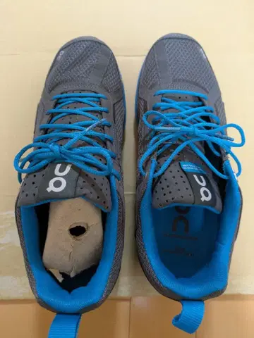 앤트러사이트 클라우드러너 신발 그레이/블루 25.5cm 새상품급