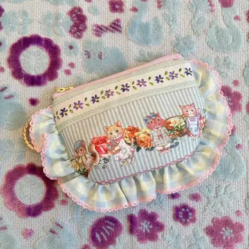 017 조리 플뢰르 마이 리틀 테일러 프릴 카라비너 파우치