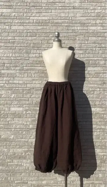 루미네 타치카와점 한정 상품 린넨 루나 포켓 팬츠 브라운