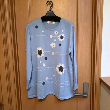 릴리안 버티 스카이블루 꽃무늬 긴팔 니트 LL 사이즈