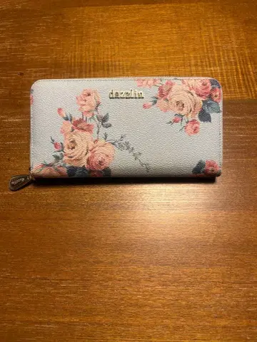 dazzlin 꽃무늬 장지갑