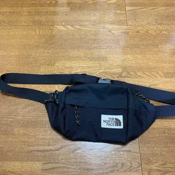 THE NORTH FACE 카펠라 바디백 블랙