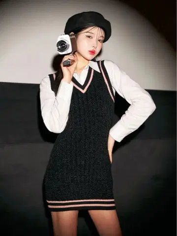 Darich 레이어드 몰 니트 미니 원피스