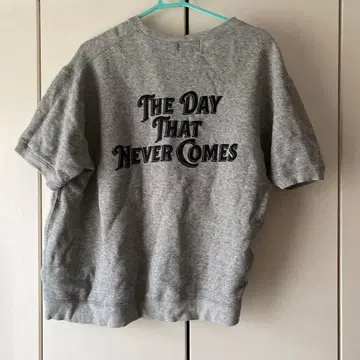 THE CRIMIE XL 그레이 T셔츠