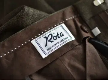 Rota 카키 슬랙스