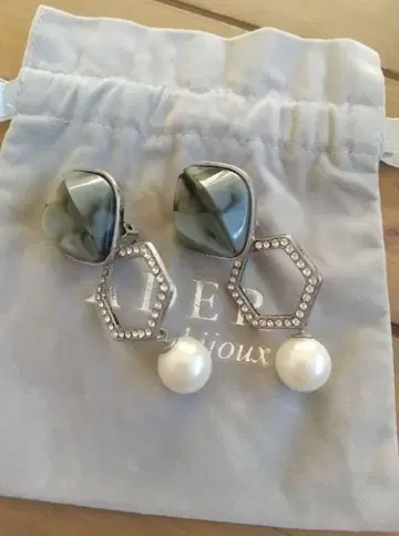 아델 비쥬 ADER.bijoux 귀찌