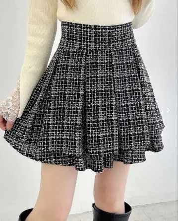 INGNI 백 레이스업 트위드 턱 플레어 스커트