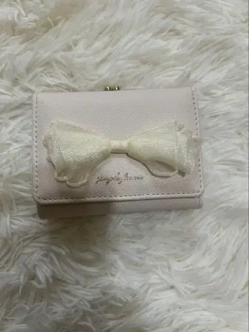 리본 포함 핑크 3단 폴더형 지갑