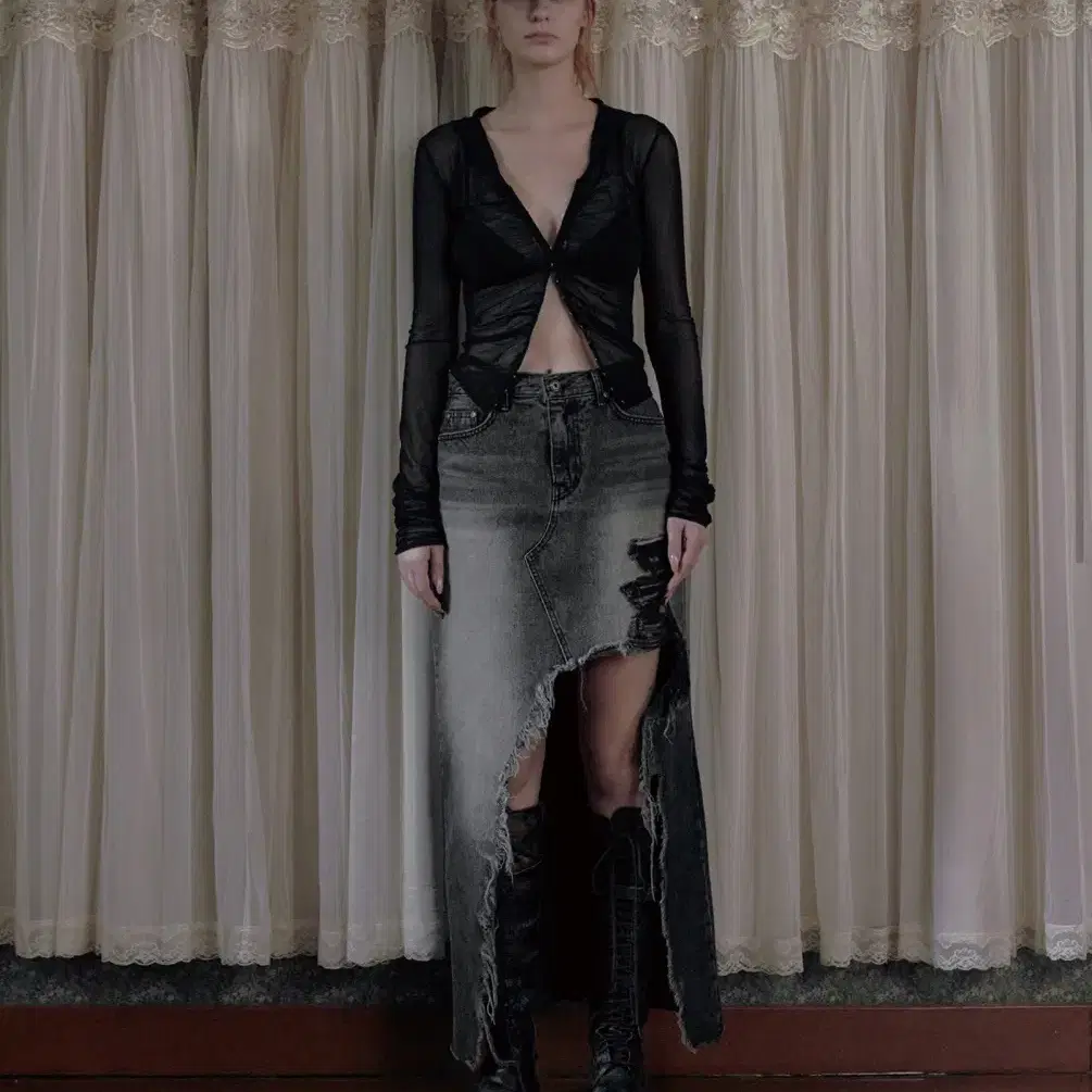 Shop BOHEMIAN SEOUL on Bunjang Global Site.