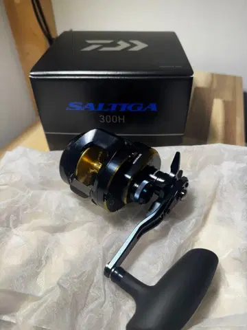 [ 새상품 미사용 ] 다이와 25 솔티가 300H 우측 핸들