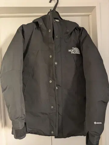 THE NORTH FACE 블랙 다운 자켓 S 사이즈 (새상품)