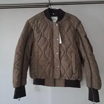 GU 퀼팅 자켓 XS 택 포함