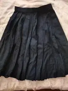 다크 블루 플리츠 스커트 무릎 기장