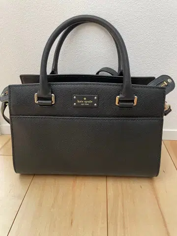 새상품급 kate spade 가죽 블랙 숄더백 핸드백
