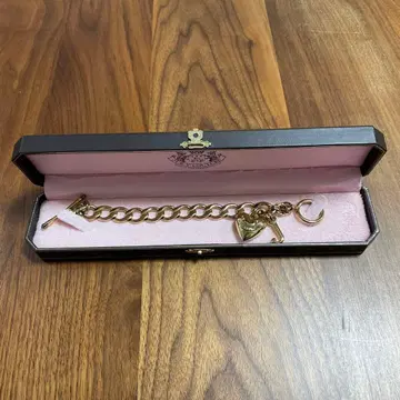 Juicy Couture 골드 체인 팔찌
