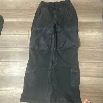 entire studiosUTILITY CARGO SWEAT PANTS