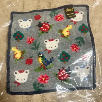 새상품급 페이러 파밀리아 손수건