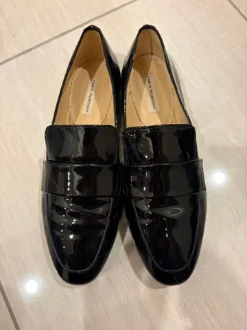 파비오 루스코니 블랙 에나멜 로퍼