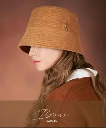 VARZAR CORDUROY STUD DROP BUCKETHAT 새상품