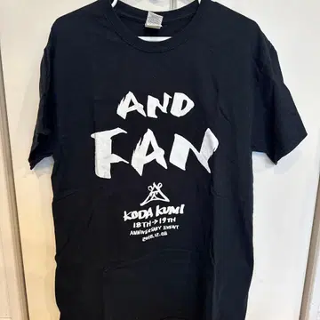 코다 쿠미 코다구미 T셔츠