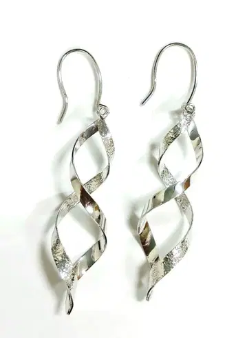 K10WG 디자인 귀걸이