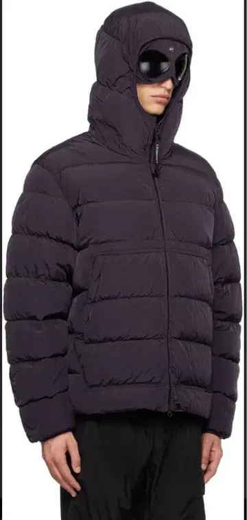 미사용 씨피 컴퍼니 다운 자켓 고글 블랙 XL 나일론