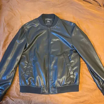 ZARA 가죽 자켓 L 사이즈