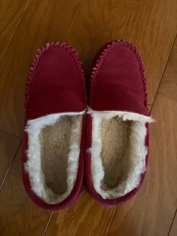 EMU Australia 빨간색 모카신