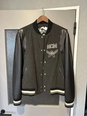 MCM 바시티 자켓 그레이 블랙 LXXVI