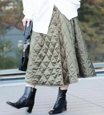 Ray BEAMS / 리버서블 퀼트 플레어 스커트