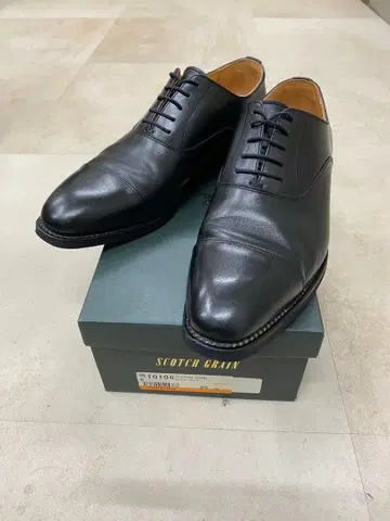 SCOTCH GRAIN 블랙 드레스 슈즈 25cm