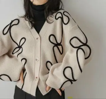 AMELY 아이보리 리본 V넥 가디건 아이보리