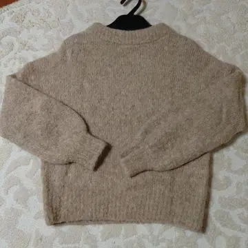 자유구 알파카 혼방 니트