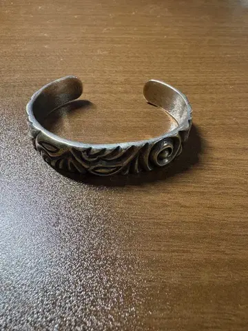 Leonard Kanhout 뱅글 2004년 제조