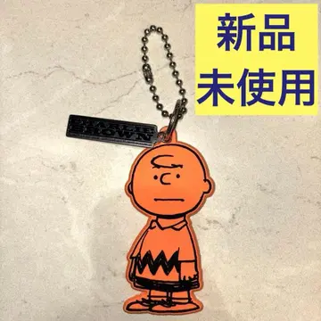 MARC JACOBS 스누피의 동료 찰리 브라운 키링