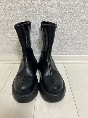 Apartbylowrys 통굽 부츠 블랙