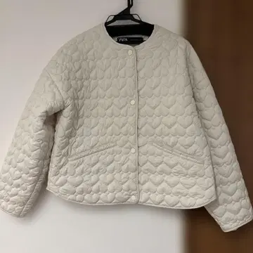 ZARA 하트 퀼팅 자켓 화이트