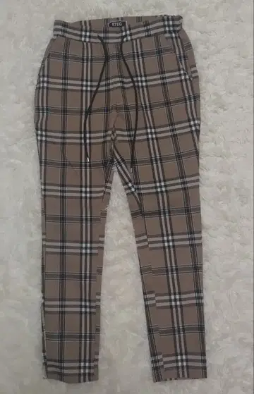 RTEG 체크 무늬 스트레이트 팬츠 M 사이즈