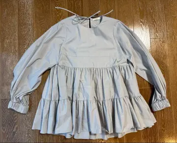 새상품급 yori 티어드 블라우스 그레이