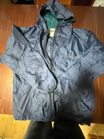 나일론 자켓 후드 부착