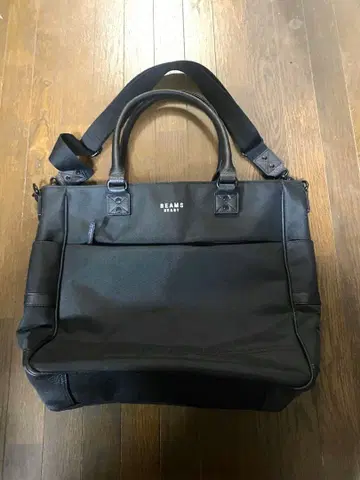 BEAMS HEART 폴리에스테르 혼방 소재 2WAY 토트백