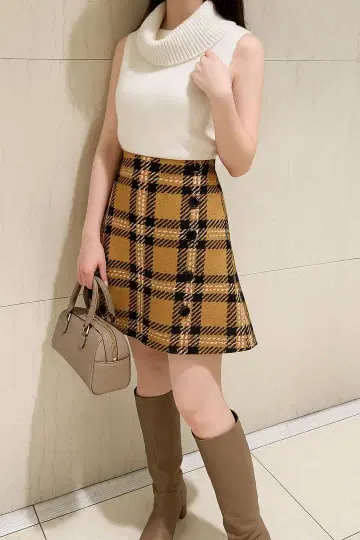 SNIDEL 울 혼방 베이지 계열 체크 무늬 미니 스커트 M 사이즈