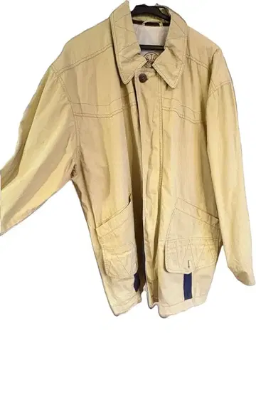 베이지 스탠드 카라 자켓