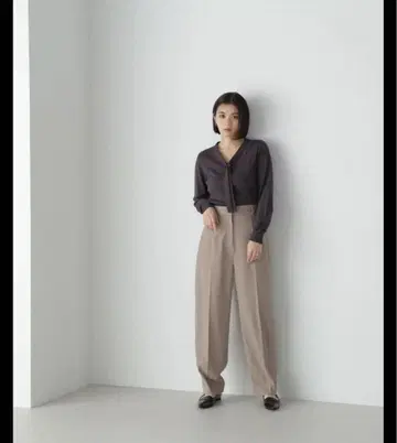 내추럴 뷰티 베이직 슬림 배럴 라인 팬츠